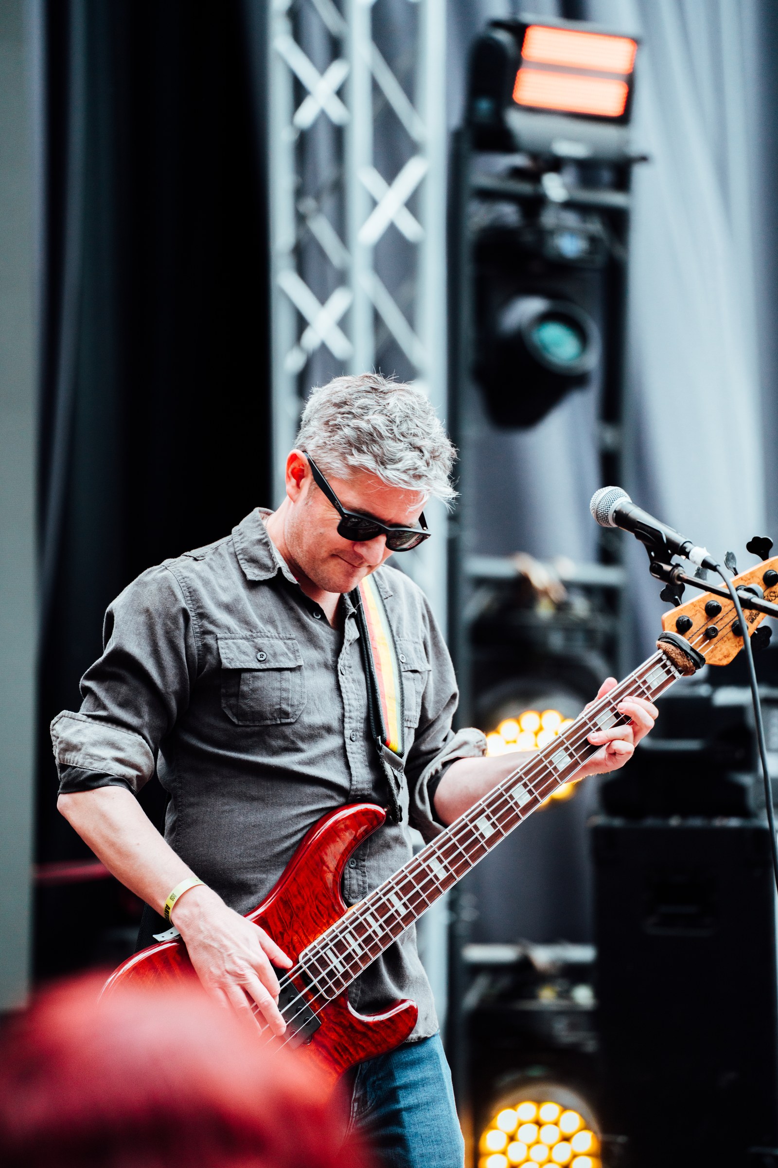 Alific playing bass live at Garden Amp